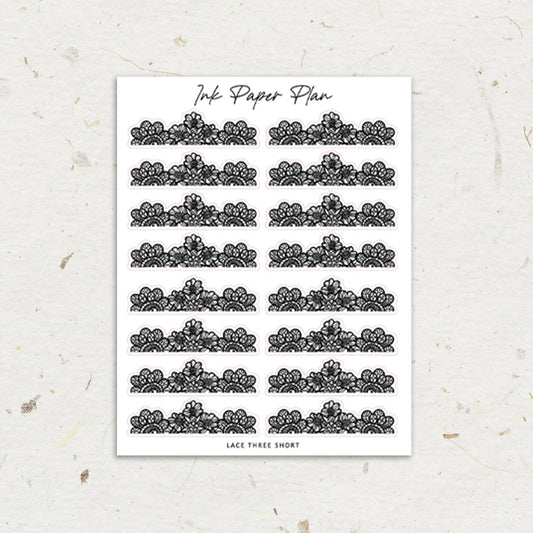 Lace Three Short | Foiled Header